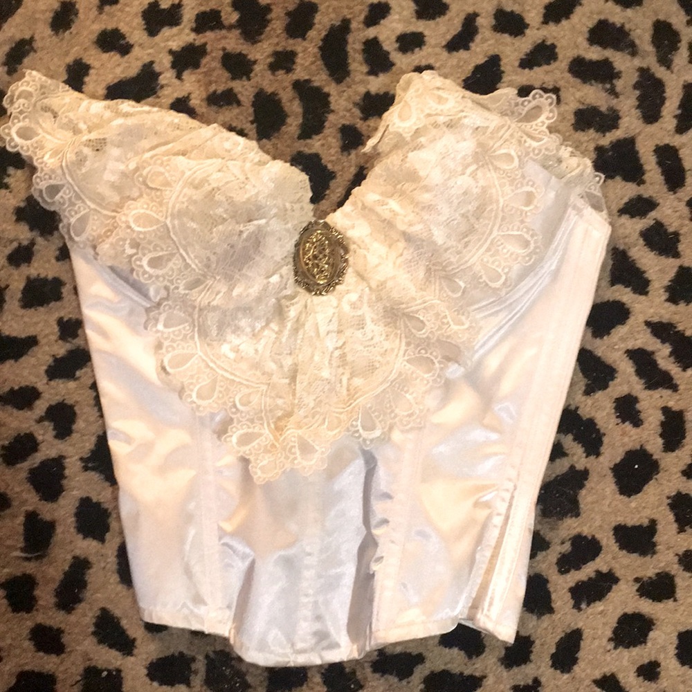 Trashy lingerie corset never worn